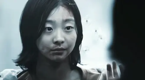 Vì phải cố quên một người đã quá yêu rồi=((#kimdami #choiwooshik #thewitch #kdrama #fypシ #xuhuongtiktok 