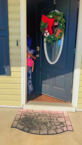 Beaty in pure stage #togotiktok228🇹🇬 @Ada African Hair Braiding LLC @Mrs-Sickman👩‍❤️‍💋‍👨 