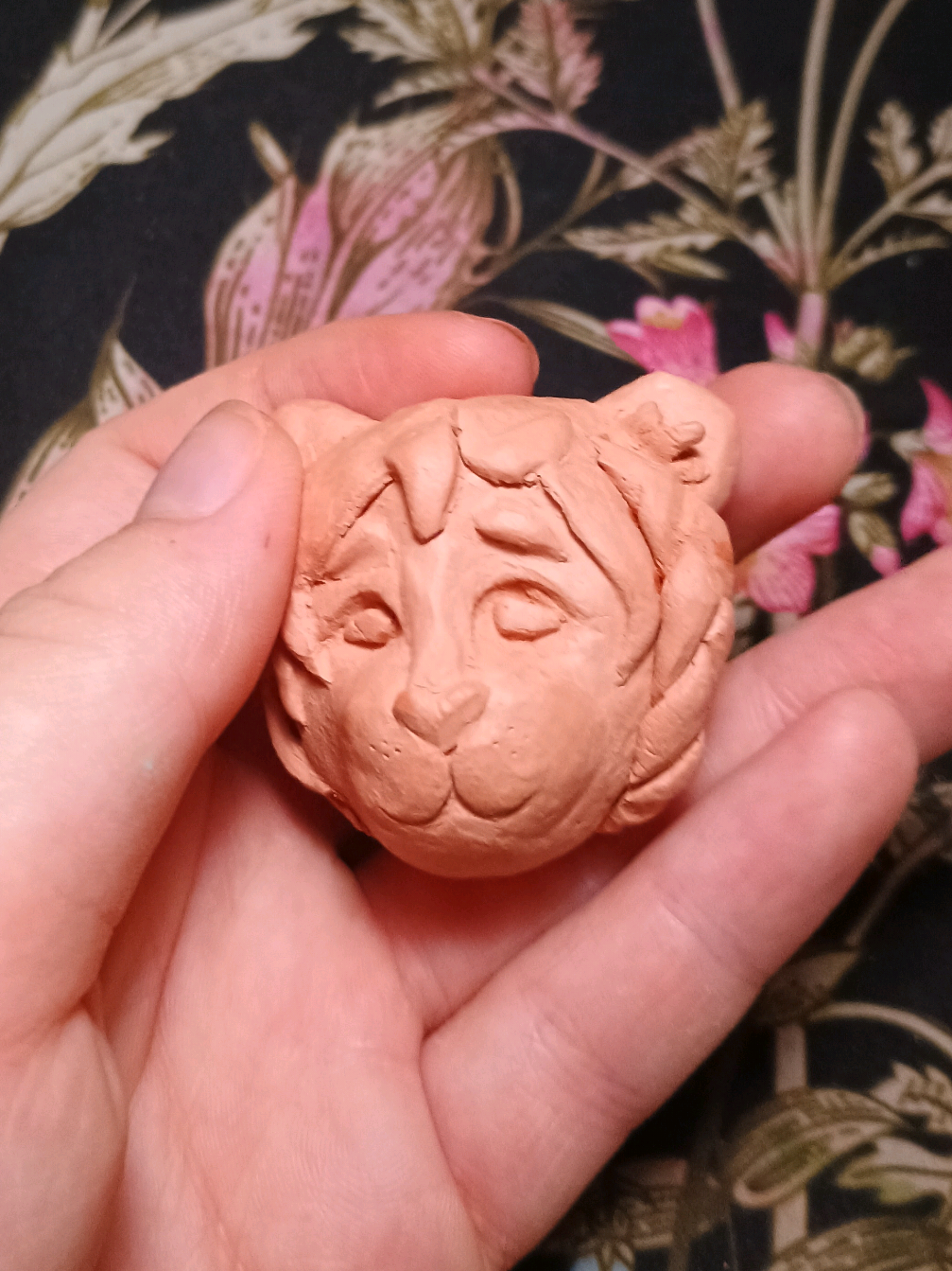 BOOM! CLEANUP!! Yeahh I had first period free so I'm here :D I just needed to clean up the sculpt so it's not as rough! #artfight2025 #sculpting 