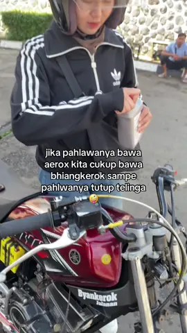 #masukberanda #4upage #cewerxking #viralvideo #twostroke #fyp 