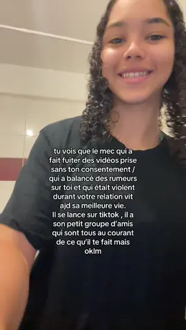 J’espère tu flop sur tiktok gros b*tard de dopé de m*rde. J’espère que ta mère a honte de toi sale poux qui pue. 