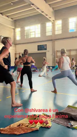 #shivarea #yogavinyasa #barcellona #cuoreeanima #yoga #vinyasaflow 
