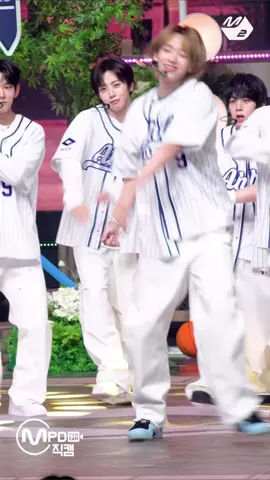 AHOF Woongki ‘Rendezvous’ Fancam Mix! #kpop #kpopfyp #kpopfypシ #ahof #woongki #chawoongki #woongkiahof #ahof_woongki #ahof_rendezvous #kpopfancam #bluehmixs 