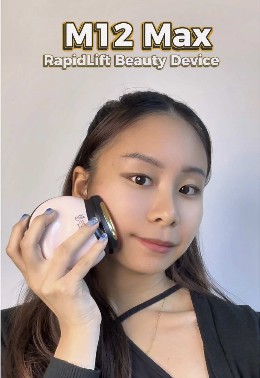 Ini bukan alat kecantikan biasa 💼✨ Ini M12 Max: Anti-Penuaan Fascia, Penyerapan & Photon — semua dalam satu. #Jmoon #JmoonM12Max #VLiftFace #UnlockYoungSkin #极萌 #大熨斗
