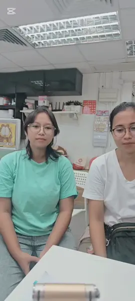 Sinta and Zahra. ank pemula di Hongkong . selamat bekerja..semoga sukses  sampe finish contract  kayauu...