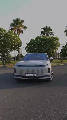 للحين مش مقتنع بالسيارات الكهربائية؟ 🚀🚀 EXEED EXLANTIX ET  تخيل موتر كهربائي يقطع 1,500 كم في شحنة وحدة! 🔋 تسارع 0-100 في 4.8 ثانية 💨 مقاعد أمامية مع تبريد، تسخين، ومساج 💆🏻‍♂️ سقف بانورامي مزدوج، شاشتين، نظام ADAS ذكي، واصطفاف ذاتي سريع 🤖 الداخلية تقريبا جلد بالكامل مع شاشات عملاقة 😍 تتوفر اكثر من نسخة السيارة تبتدي من 179,000 ريال قطري تقريبا  حياكم معرض إكسيد في الويست ووك لتجربة السيارة 📍 ———————————— #الوكالات_2025 #الوكالات_إكسيد #إكسيد #exeed #exeedet #EXLANTIX #EXLANTIXET 