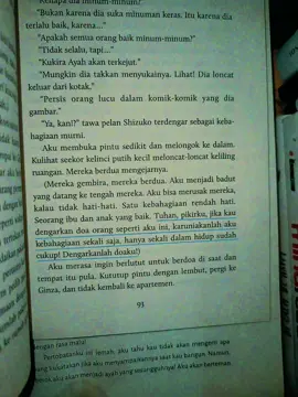 Buku ini mengisahkan seorang pria muda yang merasa terasing dari masyarakat dan dirinya sendiri. la berjuang menyembunyikan kecemasan, depresi, dan rasa tidak berharga di balik topeng humor dan kepura-puraan. Ditulis dengan gaya yang gelap dan jujur, buku ini menjadi cermin bagi siapa pun yang pernah merasa 