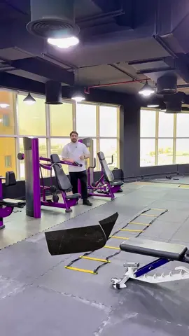 Grand.Gold.GYM 📍دبي - البرشا - مقابل لولو هايبرماركت - برج اليت بزنس سنتر ط 8📍 0562997156📱 💪شهري 150 درهم 💪اشتراك سنوي 1000 💪اكبر عدد من اجهزة الكارديو والحديد 💪يفتح 24/24 طيلة ايام السنة 💪مدربين من جنسيات مختلفة عرب وغير عرب 💪انشطة متنوعة: Zumba Kick Boxing  CrossFit  #جيم #gym #Fitness #رياضة #نادي #تخسيس #طريف_نضر