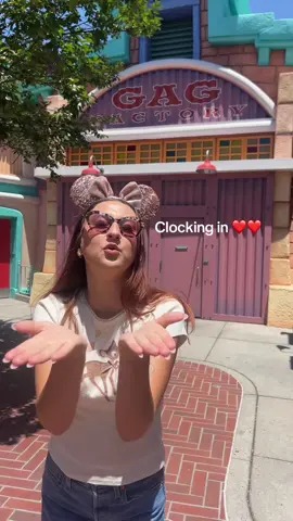 GAGGED! #toontown #disneyland 