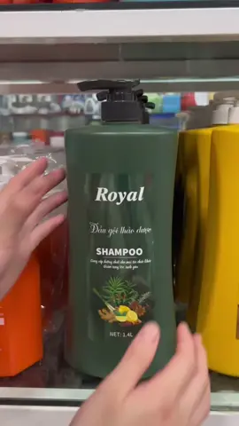 gội royal,được làm từ các nguyên liệu có trong tự nhiên như