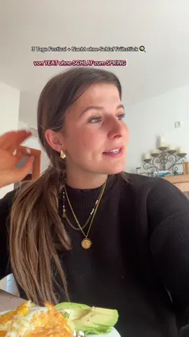 Liebe meine neues Videoformate, so persönlich. Überdenke am Ende komplett Leben wie ich auf die Idee komme von 4Uhr Yeat, nach 4 Stunden Autofahrt ohne Schlaf zum Springlehrgang zu gehen #frühstück #splash #afterfestival #springlehrgang 
