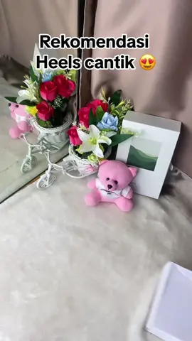 #trending #sepatuwanita #ootdfashion #rekomendasioutfit #ootdkondangan #gajiansale 