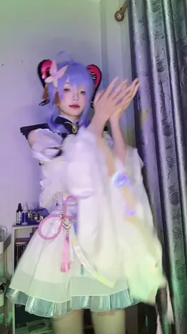 vua đứng lệch cam #ganyu #GenshinImpact #cosplay #fyp #tiktokdance 