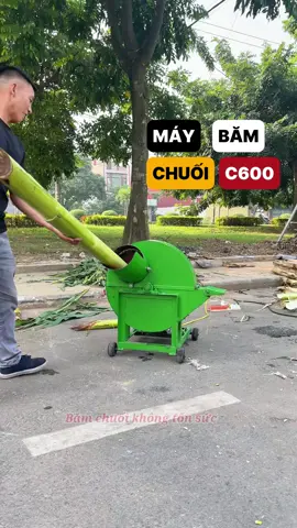Bà con đừng băm chuối bằng tay nữa! Có máy C600 lo hết rồi #channuoi #trangtrai #binhquangroup 