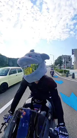 動画観てくれてありがとうございます！！ #cbr600rr2024 #HONDA #CBR #wholesome #Love #Smile #sharks #バイクヤエー #ヘルメットカバー #笑顔を届けたい #笑顔 #江ノ島 #チュッパチャプス #insta360x4 