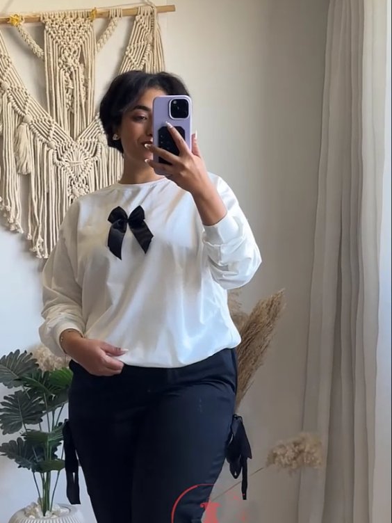 أطلبي سوت Bow من لينك الموقع في البايو وهتوصلك لحد باب البيت  🎀 #onlineshopping #مصر #شحن #offer #Summer #viralvideo 
