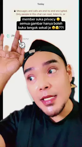 #shouldbeme siapa suka buat perangai macam ni cer komen sikit nak tgk 🤭.. tak tau la apa yg nak disorokkan sgt tu🫣.. cer citer gambar apa kamu send sebenarnya? 😩🤔.. urmmmmm.. #tips #trick #phone #knowledge #hidden #pic #viral #thekingoftips 