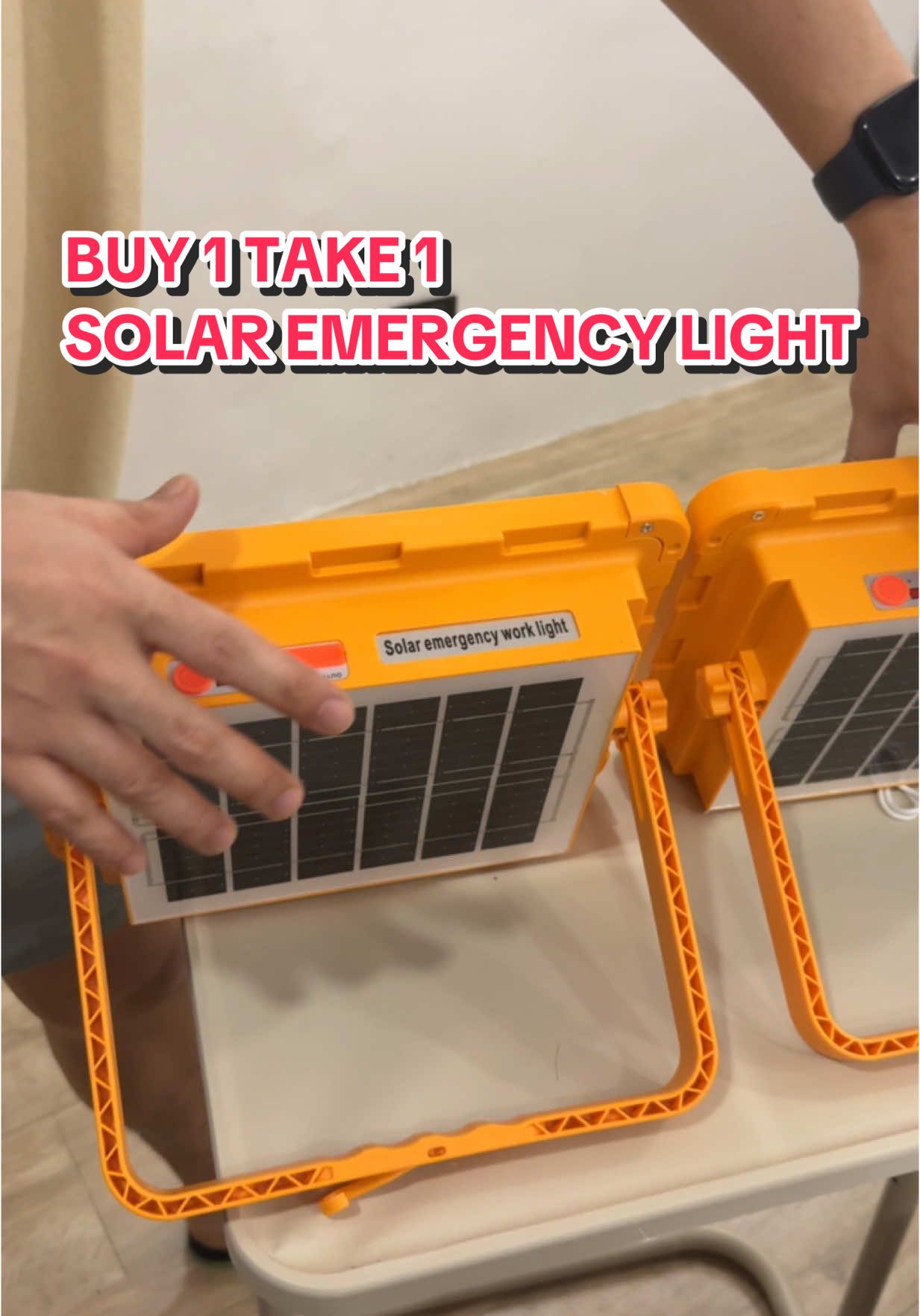 Grabe sobrang sulit naman nitong solar emergency light! #solarlight #solarpower #solarpanel #solar #emergencylight #b1t1 #campinglight #camping 