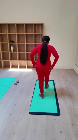 The difference between where you are and where you want to be is what you do in between! Read that again . ❤️ . . #moriningworkout #Fitness #postpartumjourney #MomsofTikTok #pilatesworkout #atlantaonfluencer #atlantacontentcreator 