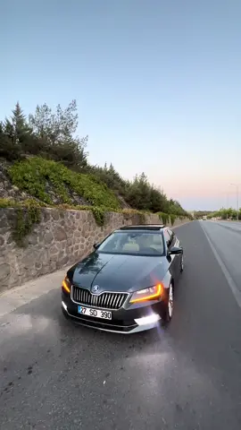⚡️#keşfet #27SD390 #carmedia #skoda 