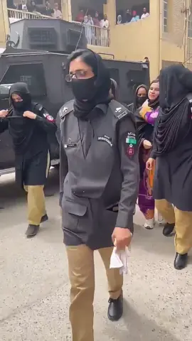 #foryoupage #viralvideo #stopbalochgenocide #fypシ #foryou #quetta #drmahrangbaloch #foryoupage 