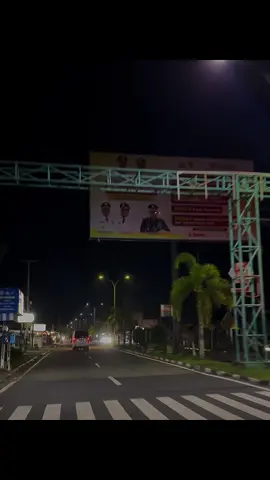 tinggalkan pesan untuknya🥀