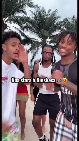 On vous adore 😍❤️@Hugoozerr @deveen-off #hugo #deveen #tiktokeur #top #français #kinshasa🇨🇩 