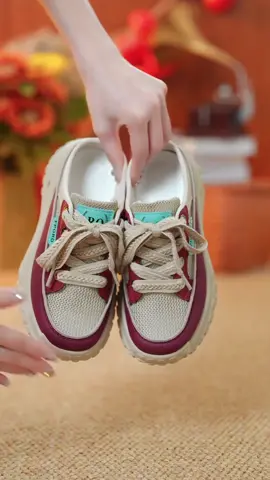 Giày sục nữ thời trang #giaynu #giaysuc #giaynudep #giaynuxinh #giaysneaker #giaythethao #giaythethaonu #giayluoi #giay #xuhuong 
