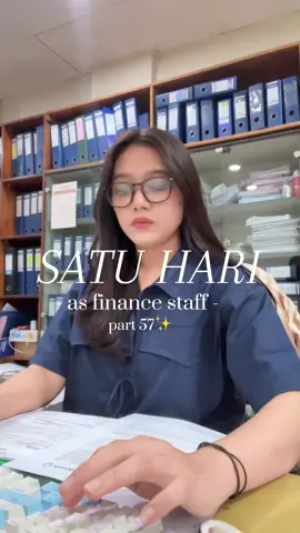 walaupun lagi laporan complexion harus tetep bagus ya bes, cobain produk barunya G2G yang 2in1 cushion powder #Vlog #adayinmylife #finance #dailyvlog #worklife 