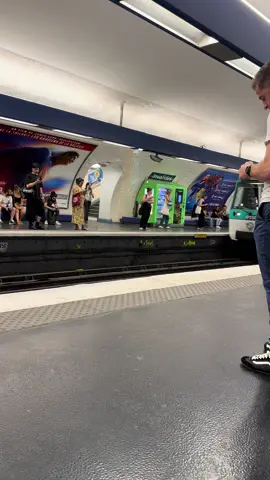 #traveltiktok #wanderlustvibes #train #metro #europe #travel #france #paris #explore #world #traveling #french 