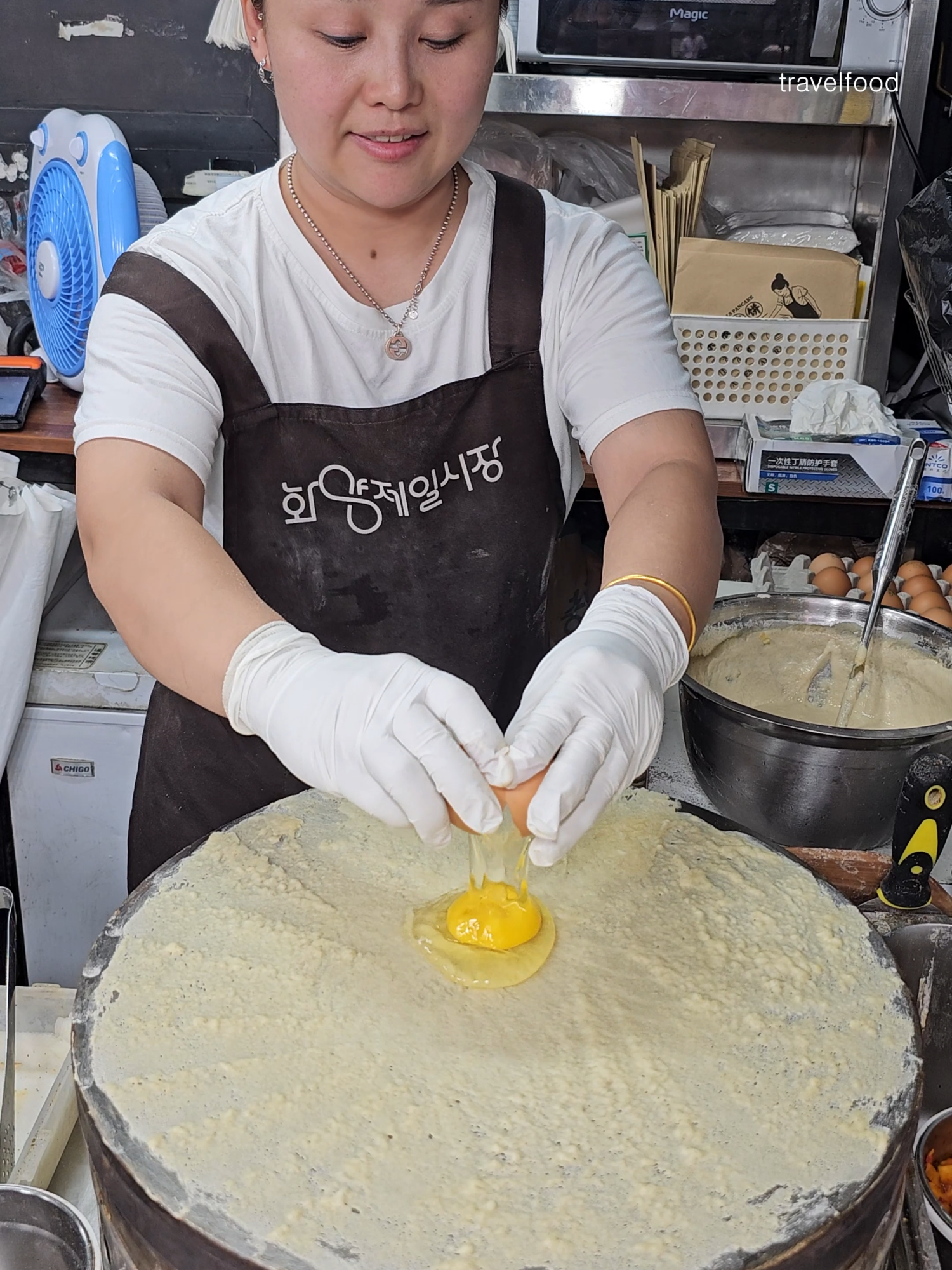 중국식 전병! 지엔빙 크레페 / Chinese Traditional Crepe Jian Bing in Korea / korean street food