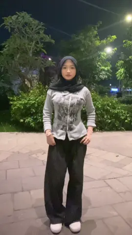 #OOTD #spilloutfit #fyp