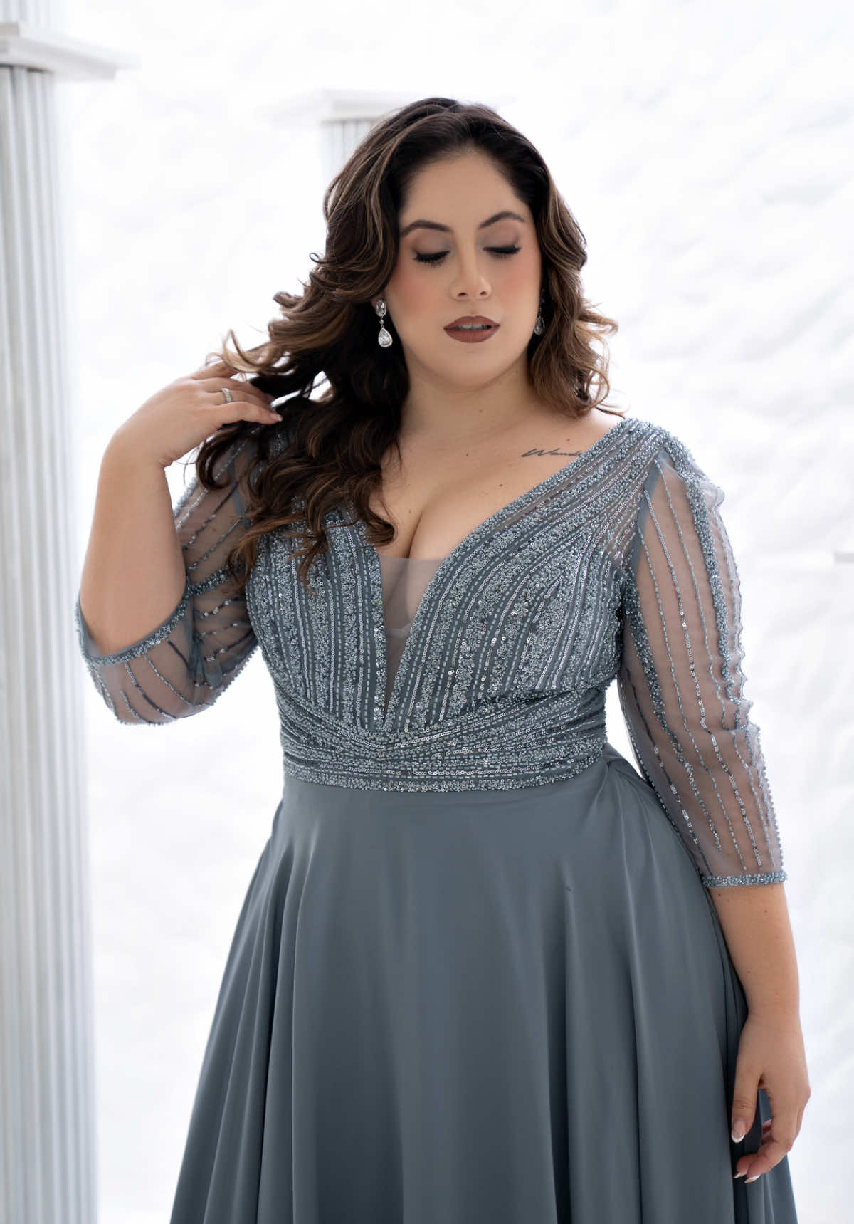 💫 ¡Llegaron los vestidos en Talle Plus Size! Porque todas merecemos brillar, incorporamos a la tienda una colección Plus Size de lujo, diseñada para realzar tu belleza con elegancia y bordados soñados. 🌟 Diseños únicos 🌟 Disponibles para alquiler y venta 👗 Visítanos en la tienda  #DalliasPlus #ModaTalleReal #VestidosDeFiesta #PlusSizeElegante #AlquilerVestidos #DalliasLuxury #TalleRealConEstilo#vestido #lujo #sofisticación #mranonidresses✨ #alquilerdevestidos #mujeres #nuevacolección #dresses #plus #plussizemodel
