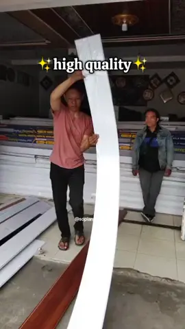 hai guys aku mau jelasin dikit nih tentang PLAFON PVC baca bentar yaa... 👇🏻 kelebihan PLAFON PVC tahan air dan anti rayap, ringan dan mudah dipasang, serta memiliki berbagai pilihan motif dan warna yang menarik. Selain itu, plafon PVC secara umum juga dikenal tahan lama dan mudah perawatannya.  jangan lupa mampir ke toko ya, toko buka setiap hari dan untuk pengiriman se-jabodetabek 🙌🏻 📞 WA: 08388640102 🏠 MangunJaya Plafon - Solusi Interior Terbaik! #trendtemplate #abcxyz #fypage #masukberanda #fyppppppppppppppppppppppp #cikarang #plafonpvcminimalis #sopianplafonpvc #4upage #4u #pvc #plafonpvc #plafon #interiordesign #interior #fyp #xyzabc 