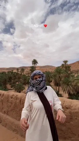 ILYEs VOYAGES, des souvenirs au fond du desert 🏜️  #تحوس_الصحرا_معايا #fyp #تاغيت_بشار_الجزائر🇩🇿🙏 #insight 