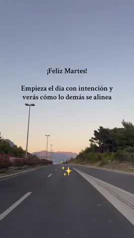 Todo empieza con la energía que decides ponerle a tu día. ¿Cuál es tu intención para hoy? Escríbela aquí y haz que suceda. ✨🔥 #MentalidadPositiva #EnergíaAlta #ActitudQueInspira #MartesDePoder #ElevaTuMente #ConcienciaPlena #FrasesQueInspiran #VibrasAltas #DespiertaTuPoder