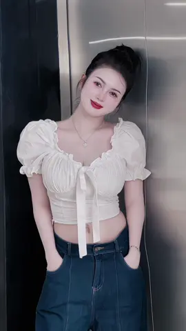 Vì tình yêu chỉ tồn tại ở một vài khoảnh khắc,còn em thì phải sống cả đời☺️#hanbangthu #xuhuong 