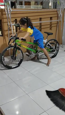 awww #fypp #speda #spedamodifikasi⚡⚡ #fypageシ #fypterus #berandafyp #viral #fouryoupage #4u #4u #xybca #fitmenstyle🤙🏻🥴 #vabuceperrrr🥶🥵 #vabustyle🤟👻 #vabucikarang #cikarang24jam 