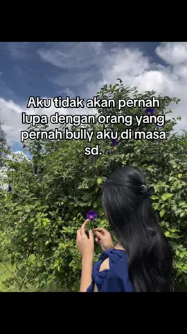 Aku tidak dendam tapi aku akan membuktikan kalau aku bisa lebih dari dia.