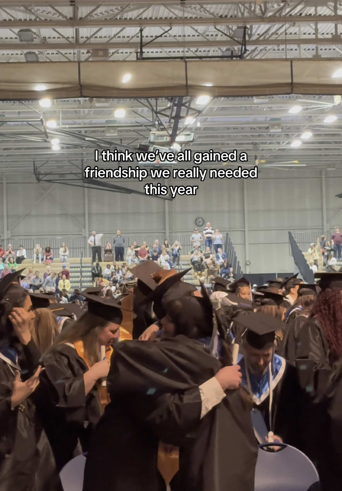 Shoutout to that one friend 🥹 #college #student #friends #collegelife #friendship 