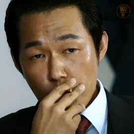 Mất đi rất nhiều thứ. nhưng điều đáng tiếc nhất có lẽ là đánh mất chính con người của mình trước kia..!