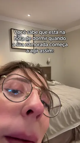 É desse jeito com vocês também? 😴#humor #relacionamento #casal #namorados #foryoupage 