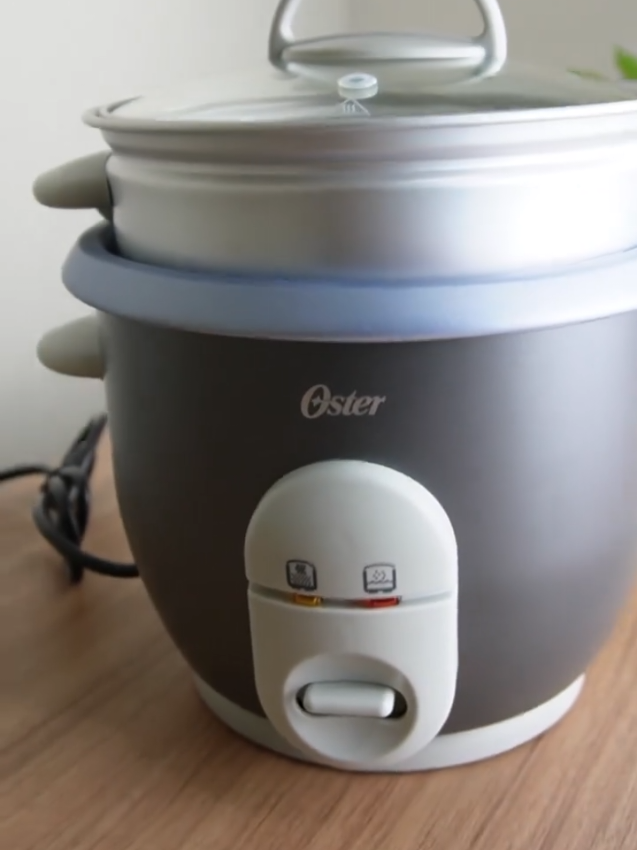 🔥 Panela de Arroz Elétrica 3 Copos Facile Cinza 4722 - Oster De R$ 277,00 💰 *Por R$ 157,90* 😱 🛒 Compre agora 👉cole o link no navegador https://s.shopee.com.br/8fHDNjpm0l #paneladearrozelétrica #preçobaixo #panelasdeindução #panelaeletrica #cozinhamodernaefuncional 