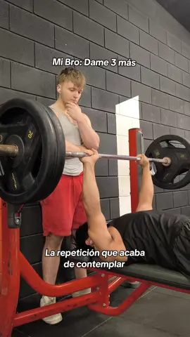 Etiqueten a sus Bros que son así #gymrat #gymmotivacion #GymTok #GymLife #parati #15yo #gym #fyp #gymhumor #humor 