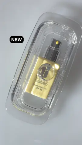 NEW from the clinique lab ☀️ dish up a buttery serving of hydrated + protected skin 👇 💪 pure glycerin—to help strengthen your skin barrier 💧 hyaluronic acid—to help plump skin with hydration 🛡️ SPF 35—to protect skin from harmful UV rays 🙅‍♀️ without a white cast or pilling  NEW dramatically different moisturizing lotion+ SPF 35 is also— 👩‍⚕️ dermatologist developed 🧪 allergy tested 🚫 fragrance free #newfromthecliniquelab #dramaticallydifferent #dermatologistdeveloped #spfmoisturizer #butterskin #butteryellow #allergytestedfragrancefree