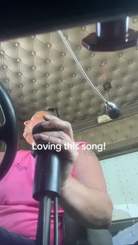 Loving this song! #trucker #femaletrucker #loveit 