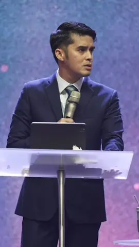 Sebab bagi Tuhan tidak ada yang mustahil. #inspirasikristen  #motivasirohani  #motivasikristen  #tuhanyesusmemberkati  #psgideonsimanjuntak 