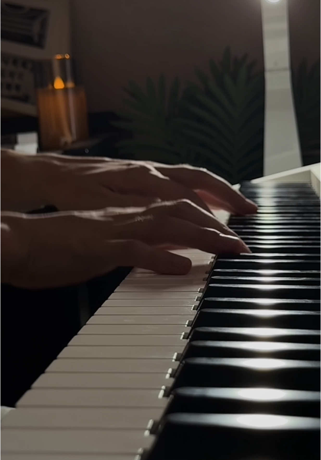 Love this song..🤍 #pianocover #riverflowsinyou #yiruma #relaxingvideos 