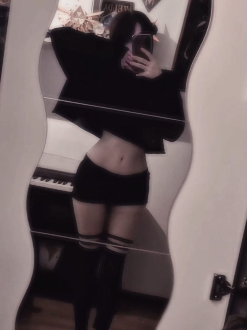 the black short hides it well (　-∀-)  #femboy #femboyfriday  #alt #alternative #alttiktok #gamer #eboy #egirl #fyp #foryou #foryoupage 