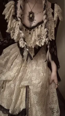 🦇Разговорный аккаунт: @༒Алиса Белладонна༒    🦇IG: aliccebelladonna (530k) 🦇PINT: aliccebelladonna (12k) 🦇Паблик в ВК с информацией о ТГК,моими украшениями ручной работы и продажей одежды: Alice Belladonna Core(23k) . . . . . . . #gothic #dress #aesthetic #vintage #style #medieval #victorian #outfit #outfitideas #inspo #doll #darkfantasy #fairy #dress 